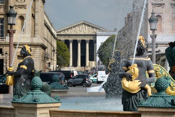 The fountain at Place de la Concorde