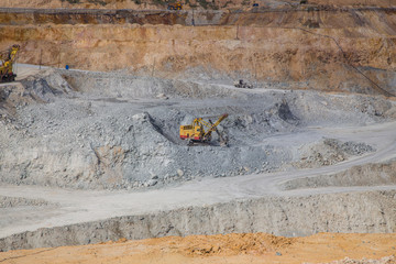 Gold and silver ore open pit quarry mining technology with machines