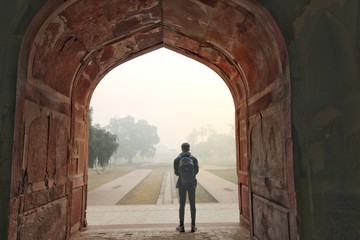 gateway to tomb of jhangir