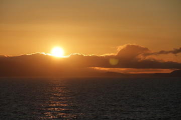 Naklejka premium Abendrot auf dem Atlantik