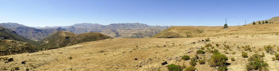 Fototapeta na wymiar The Maloti Drakensberg Route is an exciting and innovative initiative that spans the borders between South Africa and the mountain kingdom of Lesotho