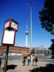 Berliner Fernsehturm © zadisan