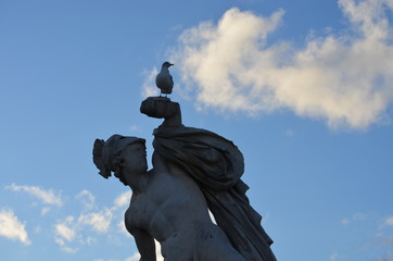monument france sculpture Tuileries Garden Paris