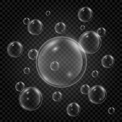 Set of water bubbles with reflection on transparent background. Realistic underwater bubbles. 3d bubble. Fizzing air bubbles. Vector illustration