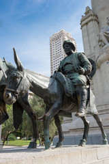 Naklejka na ściany i meble Miguel Cervantes monument - Don Quijote and Sancho Panza, Madrid, Spain