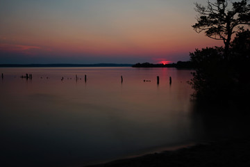 Coucher de soleil sur le lac de Parentis en Born