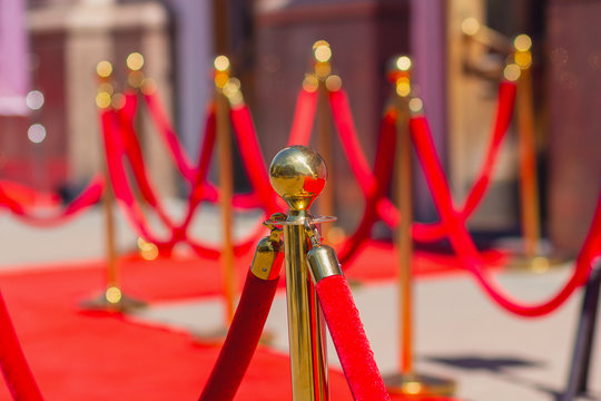 Red Carpet fence pole with red ropes