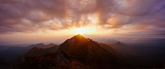 Dawn of the Japanese mountain