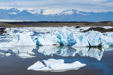 Fototapeta na wymiar Iceberg in the glacial lagoon Jokulsarlon, Iceland