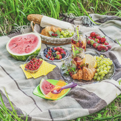 Picnic in the garden