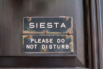 Siesta sign on the door - obrazy, fototapety, plakaty
