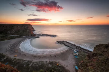 Fotobehang Bolata strand, Balgarevo, Bulgarije Paradise Bay / Geweldige zonsopgang aan de kust van de Zwarte Zee, Bolata-baai in Bulgarije