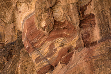 Orange and red layers on the stone