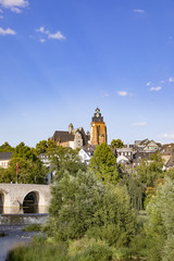 Fototapeta na wymiar old lahn bridge and view to famous Dome of Wetzlar
