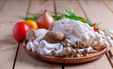 Mushrooms and vegetables For healthy cooking in the kitchen.