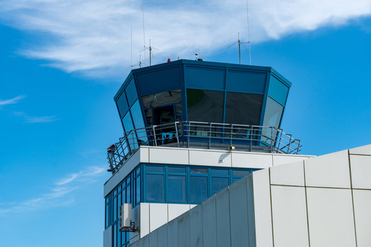 Tower auf einem Regionalflughafen