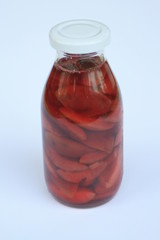 Eingemachte Pflaumen