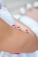 Les ongles de la mariée