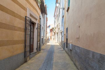 Obraz premium houses in spain pindadas in white and with walls with rocky texture