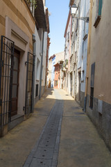 Fototapeta na wymiar streets of an old city in spain