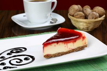 Cheesecake with strawberries