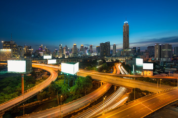 Fototapeta na wymiar Panoramic Bangkok city building modern business district with expressway in downtown at twilight in Bangkok, Thailand..