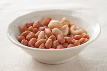 ミックスナッツ