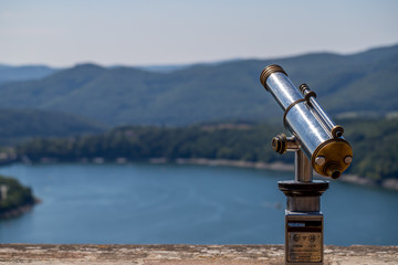 Blick auf den Edersee im Sommer von Schloß Waldeck aus
