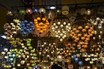 Fototapeta na wymiar Traditional Turkish souvenir lamps and candles at Grand Bazaar