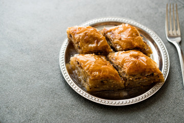 Homemade Azerbajian Baklava with Walnut in Silver Plate / Pakhlava / Baklawa