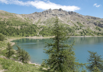Fototapeta na wymiar Lac d'Allos