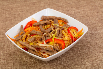 Glass noodle with beef and vegetables