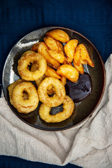 Fast food Homemade Crunchy Fried onion rings