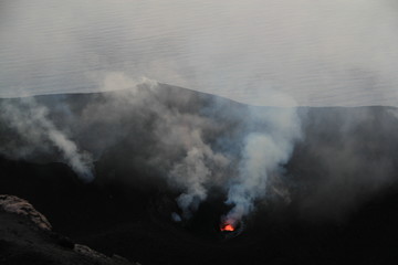 éruption au stromboli, Italie