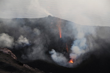 éruption volcanique