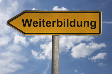 Obraz premium Wegweiser Weiterbildung