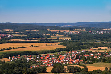 Fototapeta premium Dorflandschaft Osthessen, Deutschland
