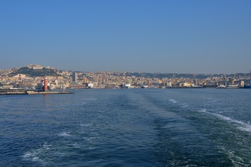 Fototapeta na wymiar Uscita dal Porto di Napoli