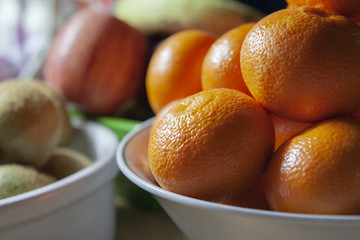 Plat de clémentines en gros plan