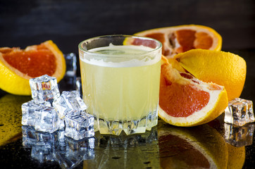 grapefruit drink with ice