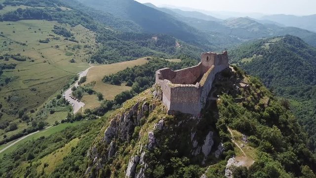 Chateau de Montsegur 180 face sud