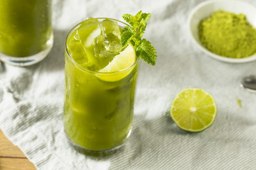 Raw Green Organic Matcha Iced Tea Detox