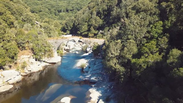 Pont G&eacute;nois - Corse 