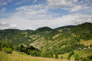 Fototapeta na wymiar landscape on mountains