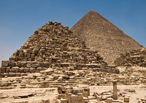 Pyramid of Cheops and eastern pyramids