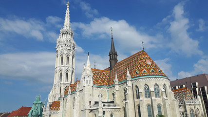 Fototapeta premium Église Notre-Dame-de-l'Assomption de Budavár, Budapest