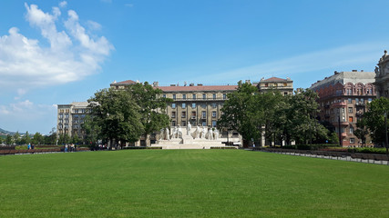 Fototapeta na wymiar Kossuth Monument à Budapest, Hongrie