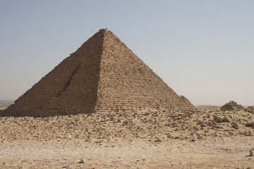 Fototapeta na wymiar The small pyramid promenade