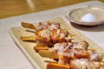 豚ロース肉の串焼き