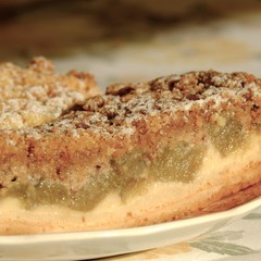 Rhabarberkuchen mit Streuseln